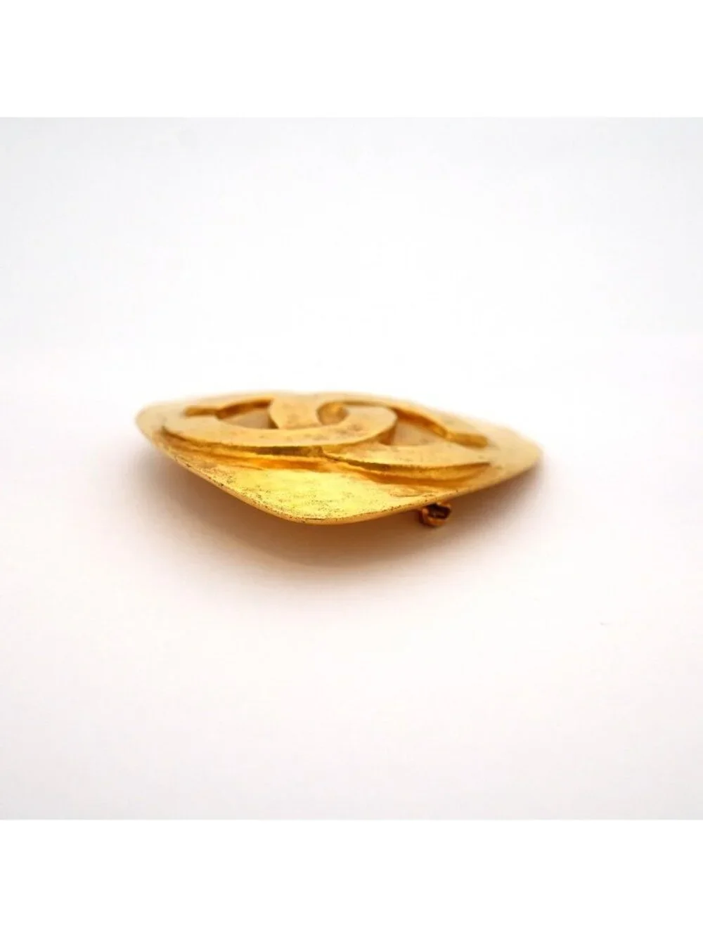 Chanel Brooch Vintage CC Logo Heart Motif Gold Plated - Picture 3 of 6